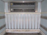 いすゞフォワード冷凍車（冷蔵車）中型（4t）[写真32]