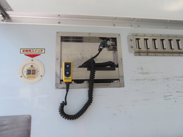 いすゞフォワード冷凍車（冷蔵車）中型（4t）[写真36]