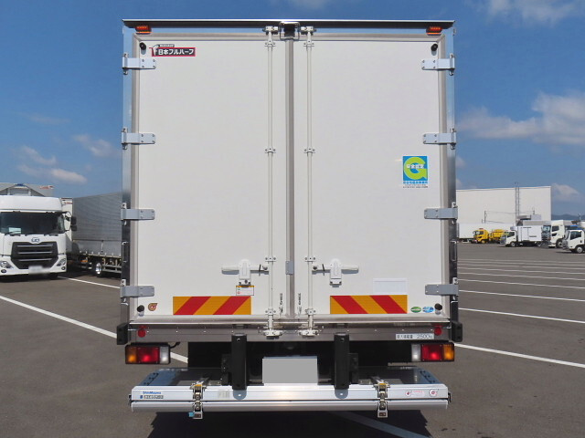 いすゞフォワード冷凍車（冷蔵車）中型（4t）[写真06]