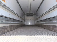 いすゞギガ冷蔵冷凍ウイング大型（10t）[写真26]