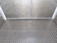 いすゞギガ冷蔵冷凍ウイング大型（10t）[写真27]