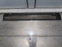 いすゞギガ冷蔵冷凍ウイング大型（10t）[写真28]