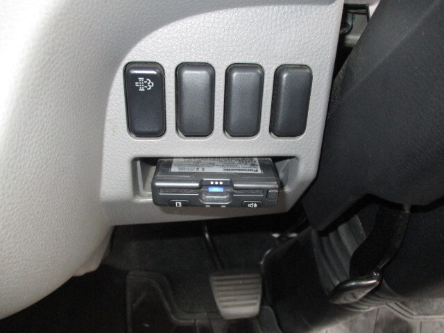 三菱ふそうキャンター冷凍車（冷蔵車）小型（2t・3t）[写真29]