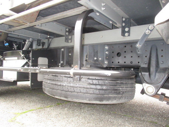 三菱ふそうキャンター冷凍車（冷蔵車）小型（2t・3t）[写真07]