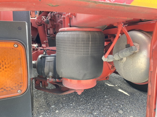 日野プロフィアトレーラーヘッド（トラクターヘッド）大型（10t）[写真13]