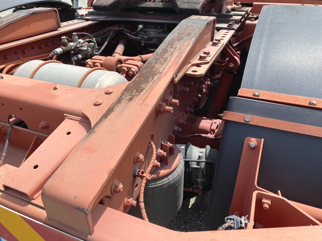 日野プロフィアトレーラーヘッド（トラクターヘッド）大型（10t）[写真15]