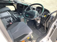 日野プロフィアトレーラーヘッド（トラクターヘッド）大型（10t）[写真21]