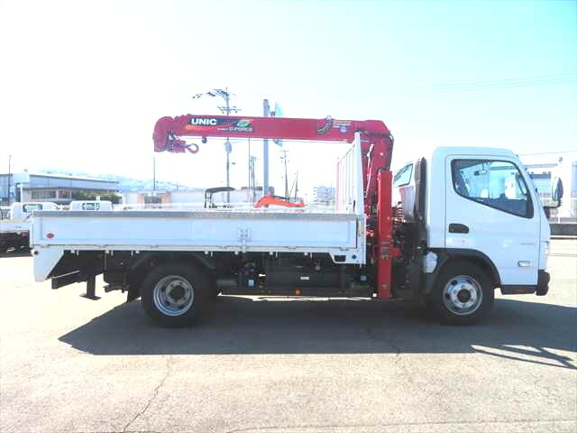 三菱ふそうキャンタークレーン4段小型（2t・3t）[写真11]