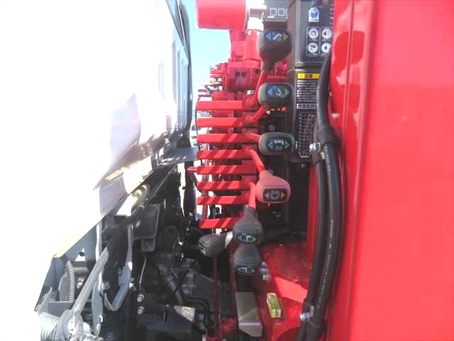 三菱ふそうキャンタークレーン4段小型（2t・3t）[写真19]