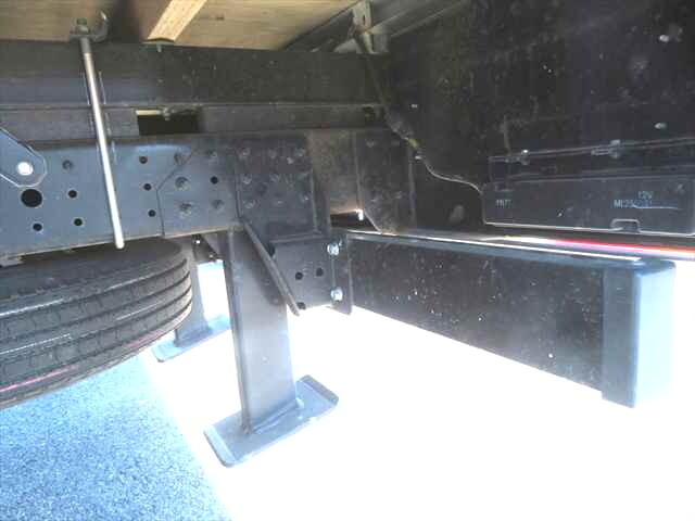 三菱ふそうキャンタークレーン4段小型（2t・3t）[写真21]