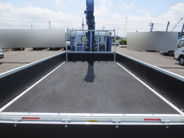 三菱ふそうキャンターセルフクレーン4段小型（2t・3t）[写真11]