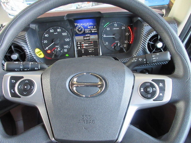 日野プロフィアアルミウイング大型（10t）[写真24]