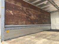 三菱ふそうファイターアルミウイング中型（4t）[写真12]