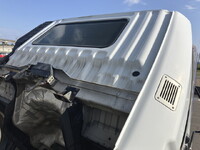 三菱ふそうファイターアルミウイング中型（4t）[写真18]