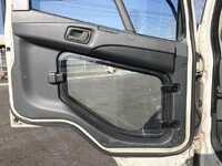 三菱ふそうファイターアルミウイング中型（4t）[写真30]