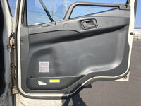 三菱ふそうファイターアルミウイング中型（4t）[写真31]