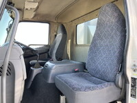 三菱ふそうファイターアルミウイング中型（4t）[写真33]