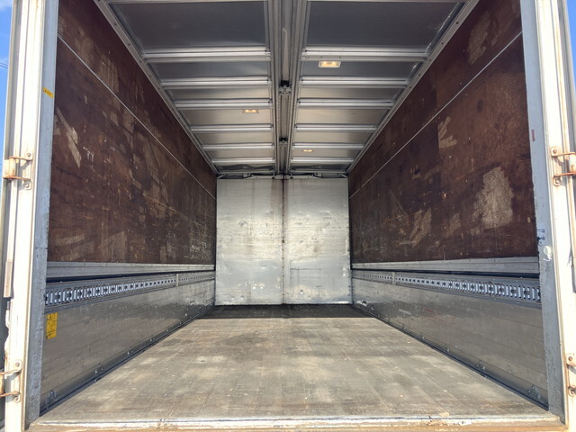 三菱ふそうファイターアルミウイング中型（4t）[写真09]