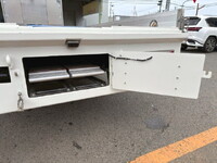 日野レンジャーセルフクレーン4段増トン（6t・8t）[写真23]