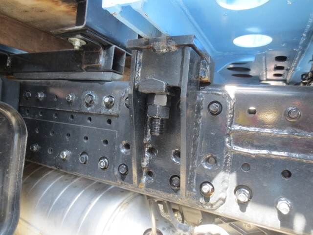 三菱ふそうキャンタークレーン3段小型（2t・3t）[写真12]