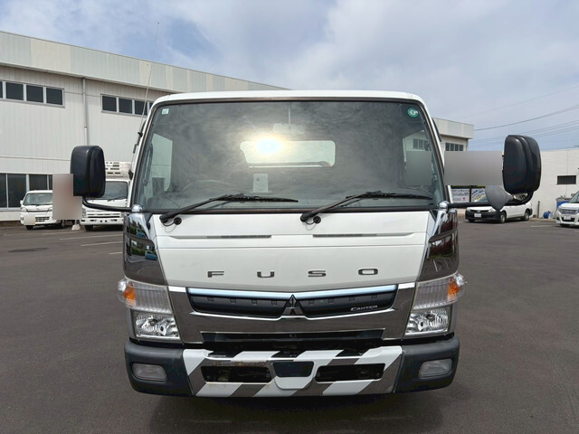 三菱ふそうキャンターセーフティローダー小型（2t・3t）[写真04]