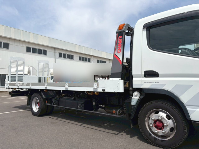 三菱ふそうキャンターセーフティローダー小型（2t・3t）[写真09]