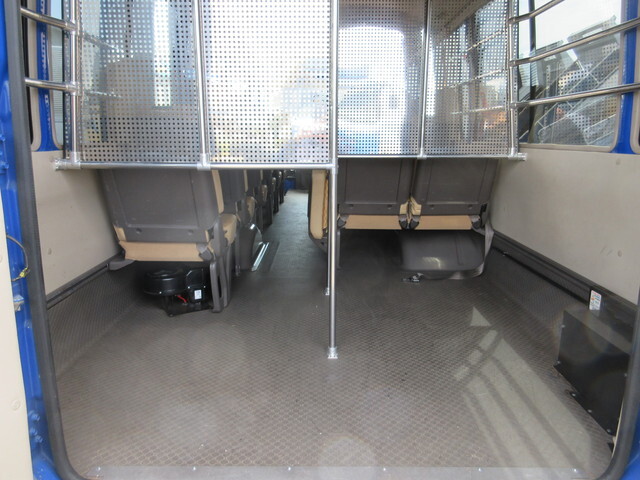 三菱ふそうローザマイクロバス[写真10]