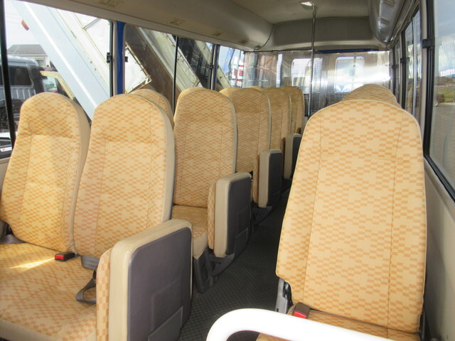 三菱ふそうローザマイクロバス[写真23]