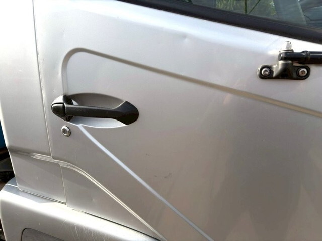 三菱ふそうファイターミキサー車（コンクリートミキサー）増トン（6t・8t）[写真18]