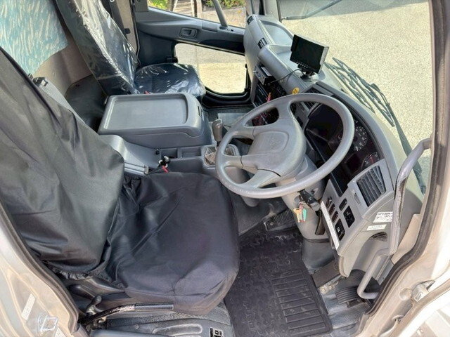 三菱ふそうファイターミキサー車（コンクリートミキサー）増トン（6t・8t）[写真24]