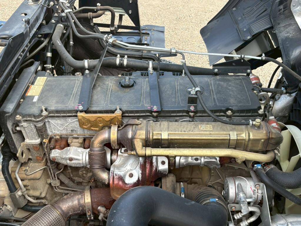 三菱ふそうスーパーグレートコンテナ専用車大型（10t）[写真15]