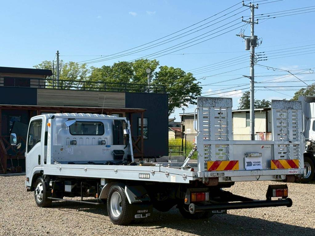 いすゞエルフセーフティローダー小型（2t・3t）[写真02]