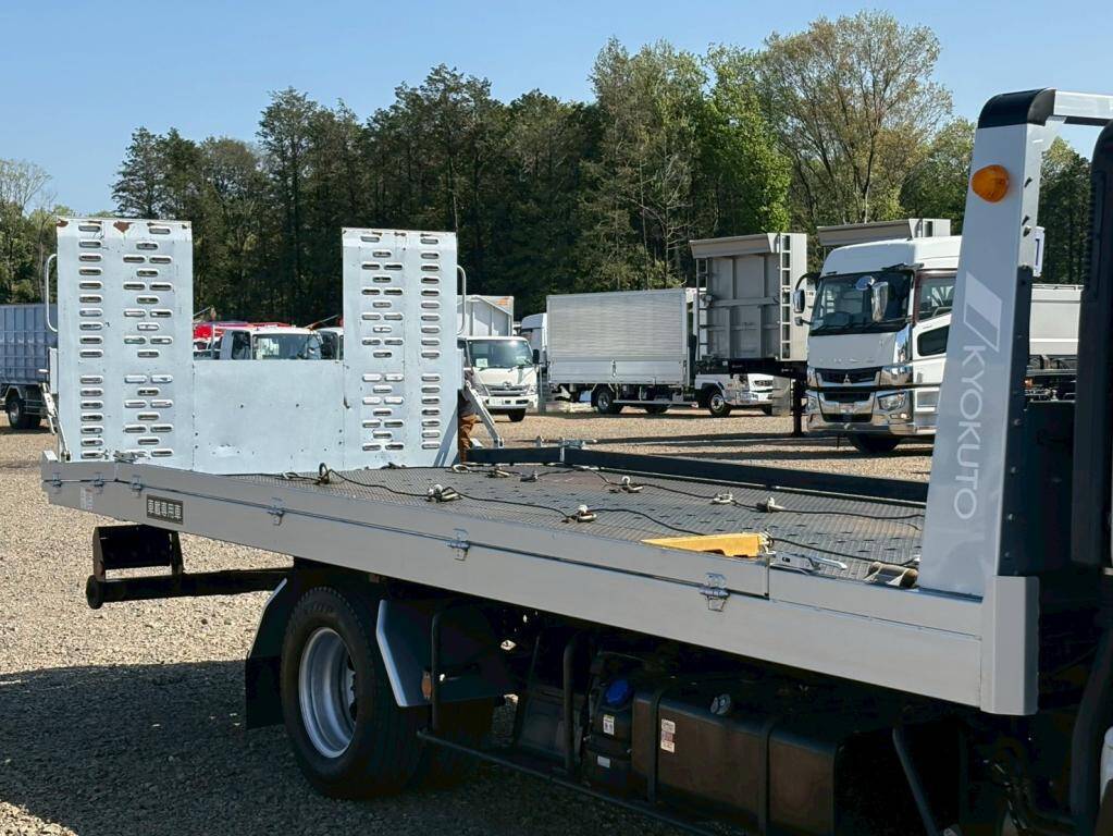 いすゞエルフセーフティローダー小型（2t・3t）[写真04]