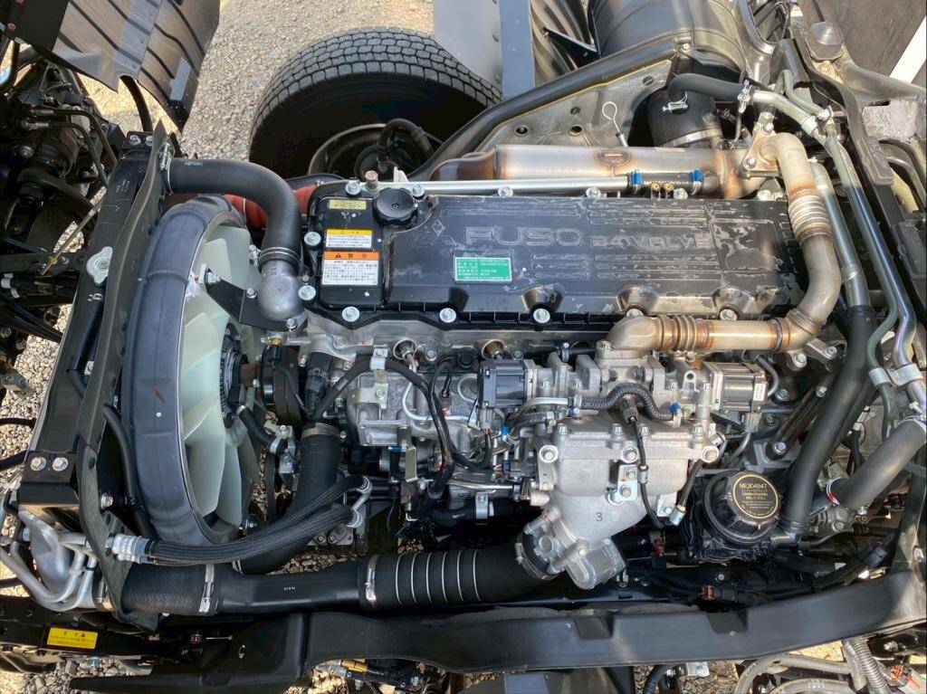 三菱ふそうファイターアルミブロック中型（4t）[写真15]