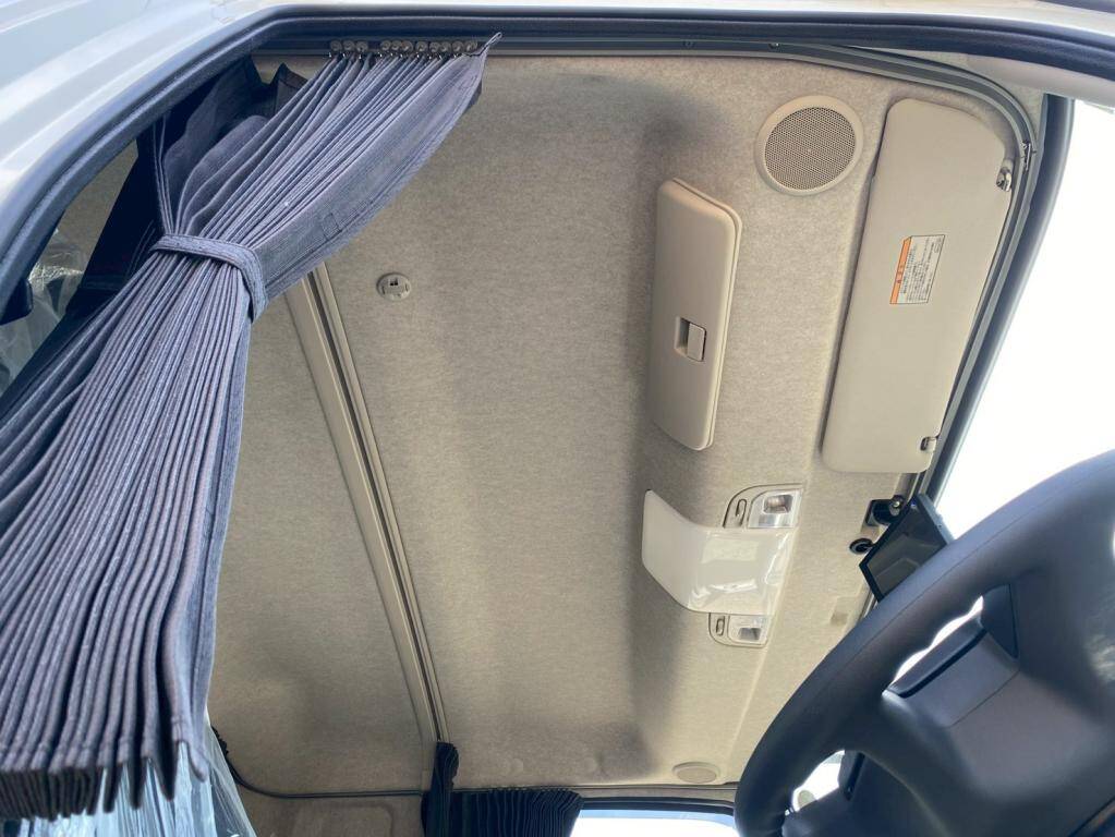 三菱ふそうファイターアルミブロック中型（4t）[写真21]