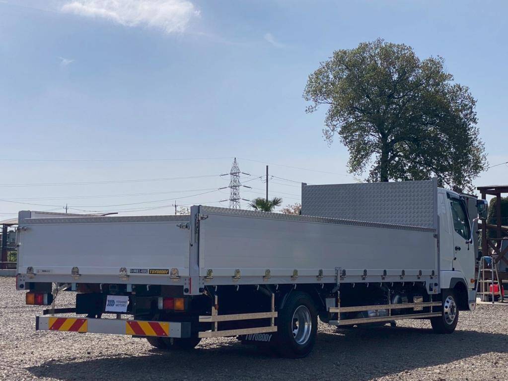 三菱ふそうファイターアルミブロック中型（4t）[写真03]