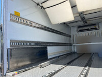 三菱ふそうファイター冷凍車（冷蔵車）中型（4t）[写真16]