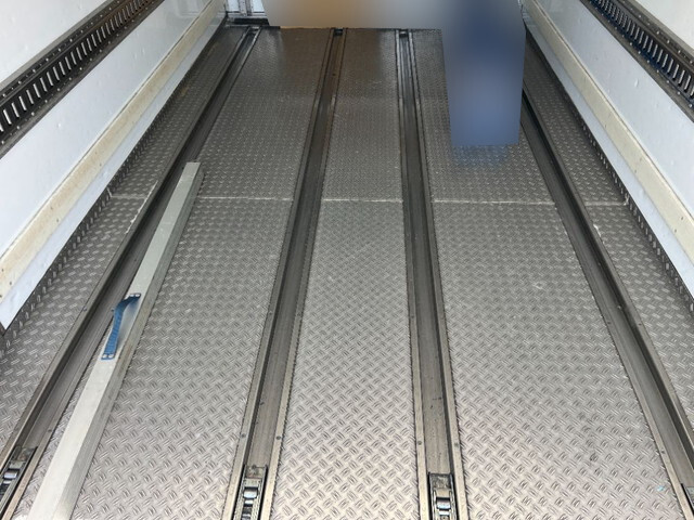 三菱ふそうファイター冷凍車（冷蔵車）中型（4t）[写真18]