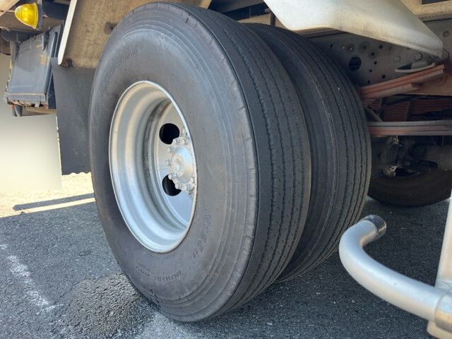 三菱ふそうファイター冷凍車（冷蔵車）中型（4t）[写真23]