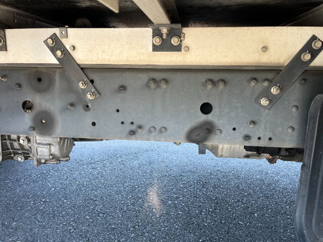 三菱ふそうファイター冷凍車（冷蔵車）中型（4t）[写真25]