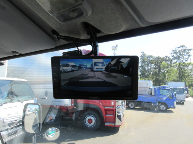 三菱ふそうキャンター平ボディ小型（2t・3t）[写真15]