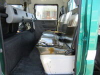 三菱ふそうキャンター平ボディ小型（2t・3t）[写真23]