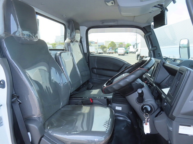 いすゞエルフクレーン3段小型（2t・3t）[写真20]