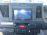 いすゞエルフクレーン3段小型（2t・3t）[写真25]