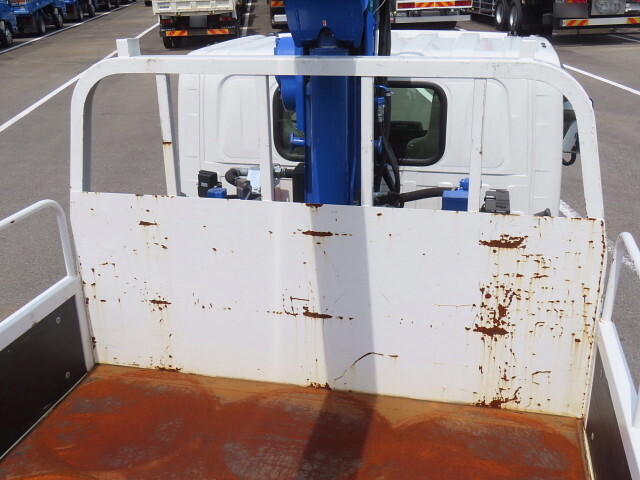 いすゞエルフクレーン3段小型（2t・3t）[写真31]