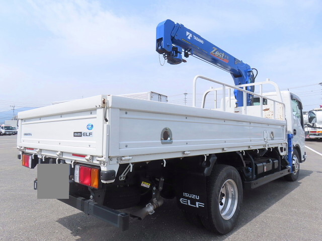 いすゞエルフクレーン3段小型（2t・3t）[写真04]