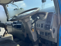 三菱ふそうファイタークレーン5段増トン（6t・8t）[写真31]