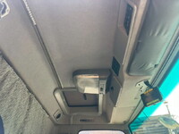 いすゞギガアルミウイング大型（10t）[写真30]