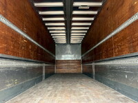 いすゞギガアルミウイング大型（10t）[写真09]