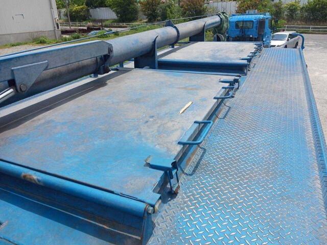 いすゞフォワードタンク車（タンクローリー）増トン（6t・8t）[写真26]